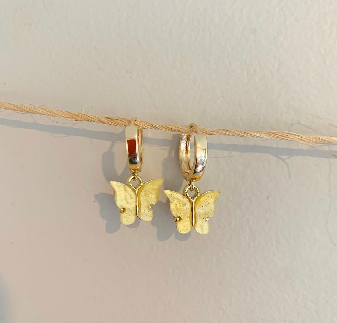 18k Gold Plated Mariposa Huggie Hoop Earrings